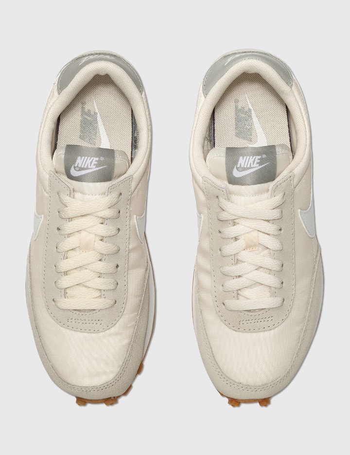 womens nike day break