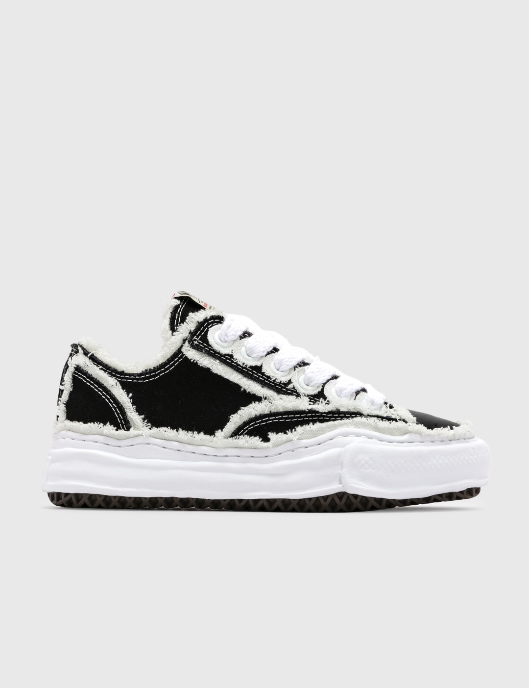 Maison Mihara Yasuhiro PETERSON LOW TOP SNEAKERS HBX Globally Curated Fashion and