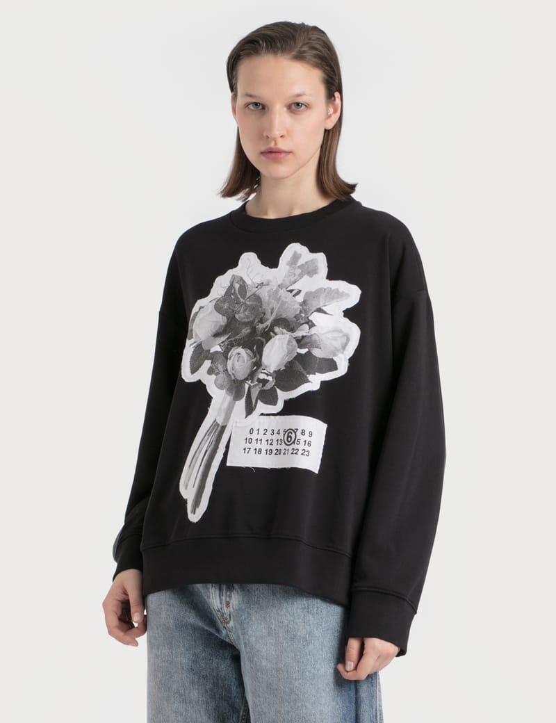 【関税&送料込】Maison Margiela Jersey Oversized Sweatshirt Maison Margiela - Logo Sweatshirt | HBX - Globally Curated