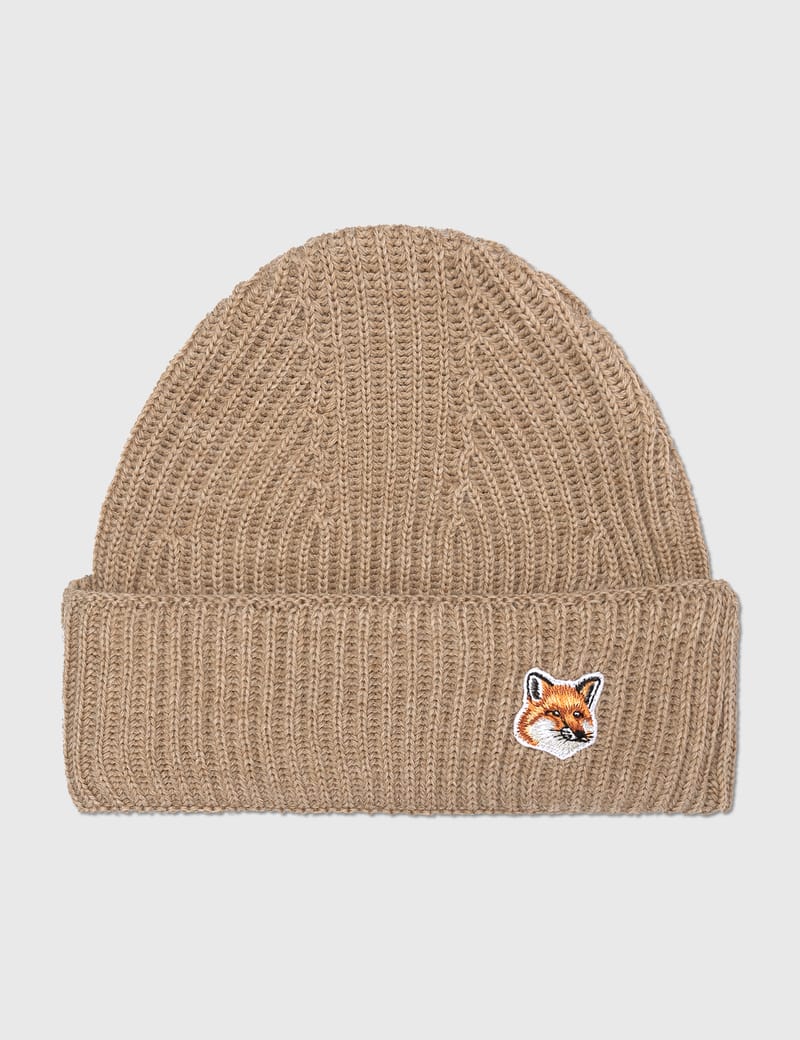 Maison Kitsuné - Fox Head Patch Ribbed Hat | HBX - HYPEBEAST 為您