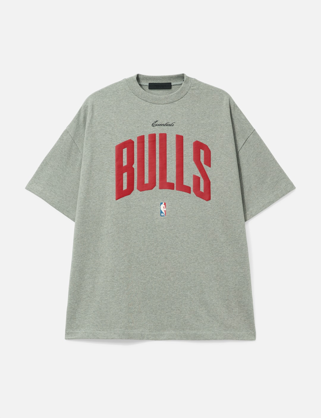 Fear of God Essentials Bulls 90's T-Shirt - Classic cotton tee with ...