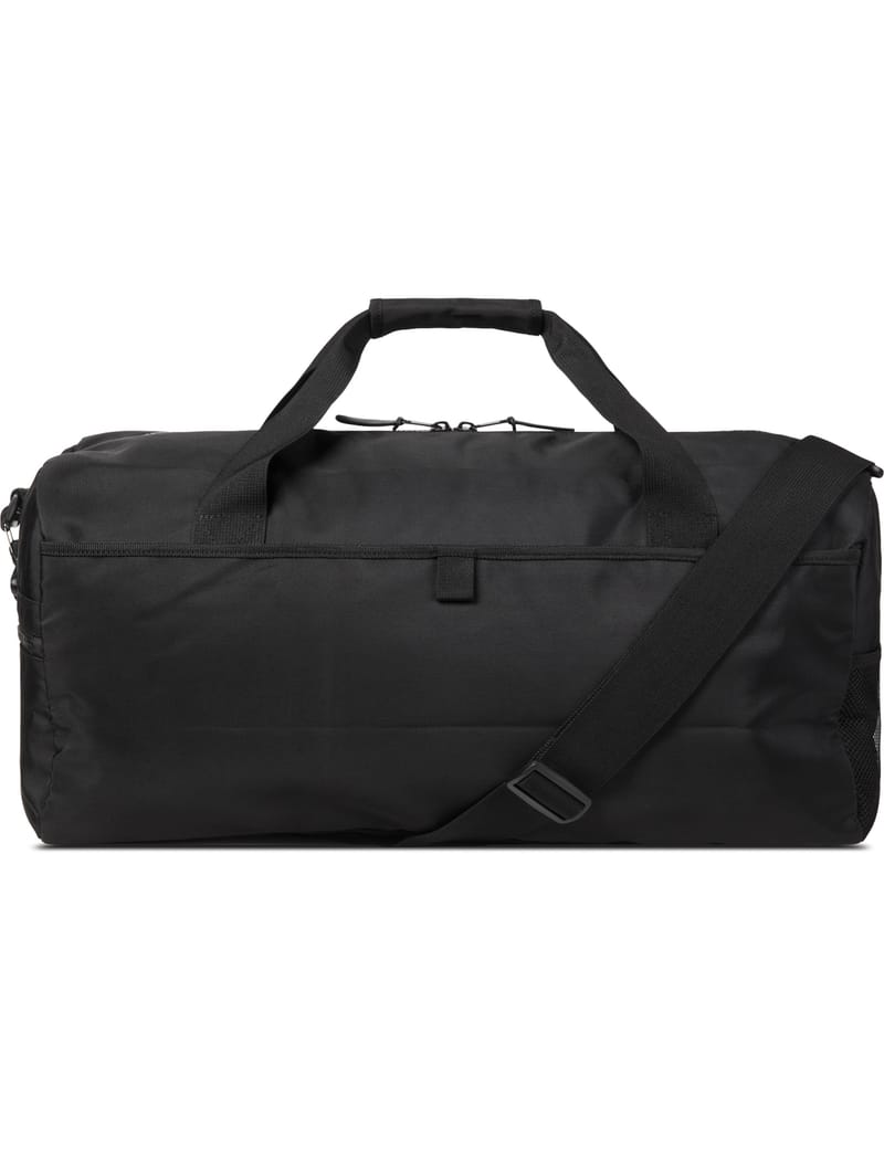 Undefeated duffle outlet bag