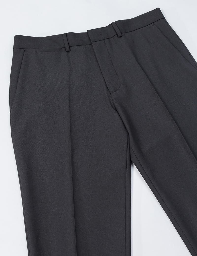 McQ Alexander McQueen - Peg Leg Trouser | HBX - ハイプ