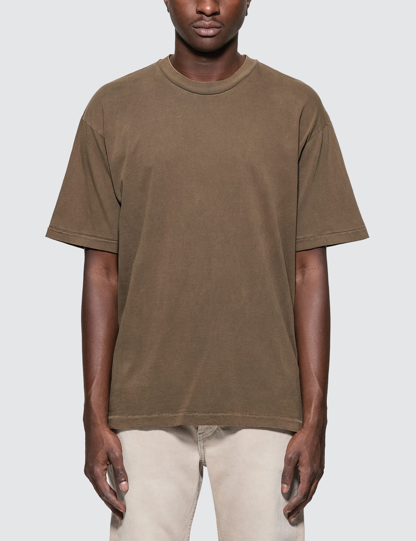 Yeezy Season 6 - Classic S/S T-Shirt | HBX - Globally Curated