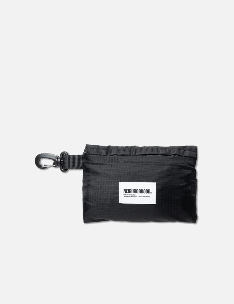 AND WANDER｜FASHION PROPS (Utility Carabiner - Black (57 And Wander | Utility Carabiner - Black | Women | Blue Button