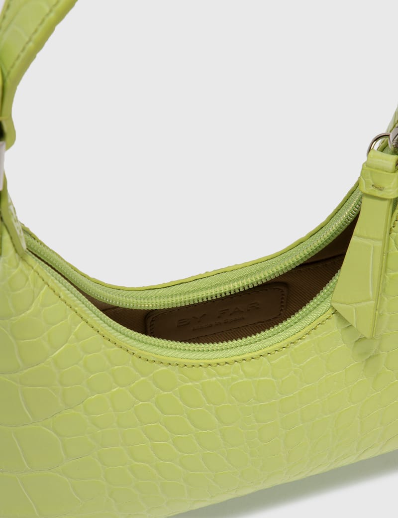 By Far Amber クロコエンボス ショルダーバッグ BY FAR Amber Leather Shoulder Bag | Black | FARFETCH