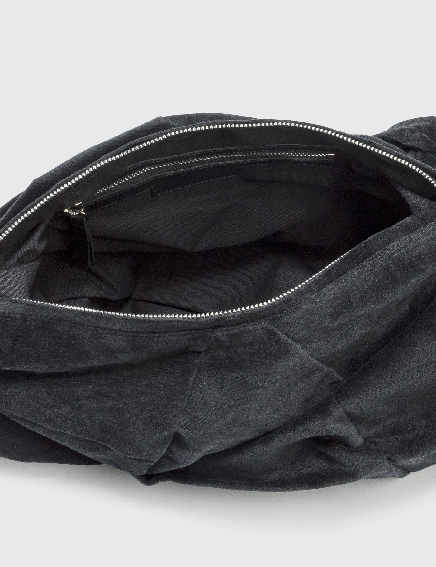Low Classic - Knot Bag | HBX - Globally Curated Fashion and Lifestyle by  Hypebeast