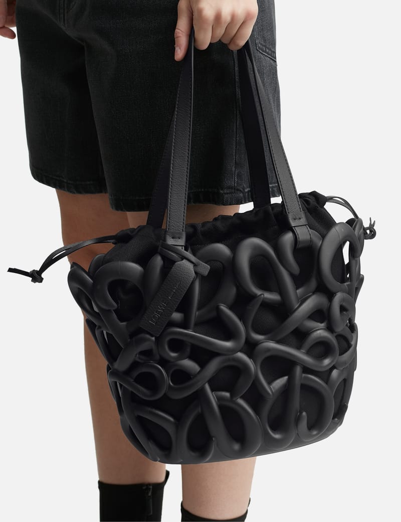 ショルダーバッグ・ポシェット Anagram Inflated Basket Bag Loewe - Anagram Inflated Basket | HBX - Globally Curated