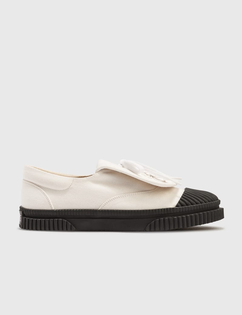 ☆送料・関税込☆LOEWE★Loewe Anagram Flap Sneakers in Canvas LOEWE Anagram Flap Sneakers in Black Canvas Size EU 40 / US