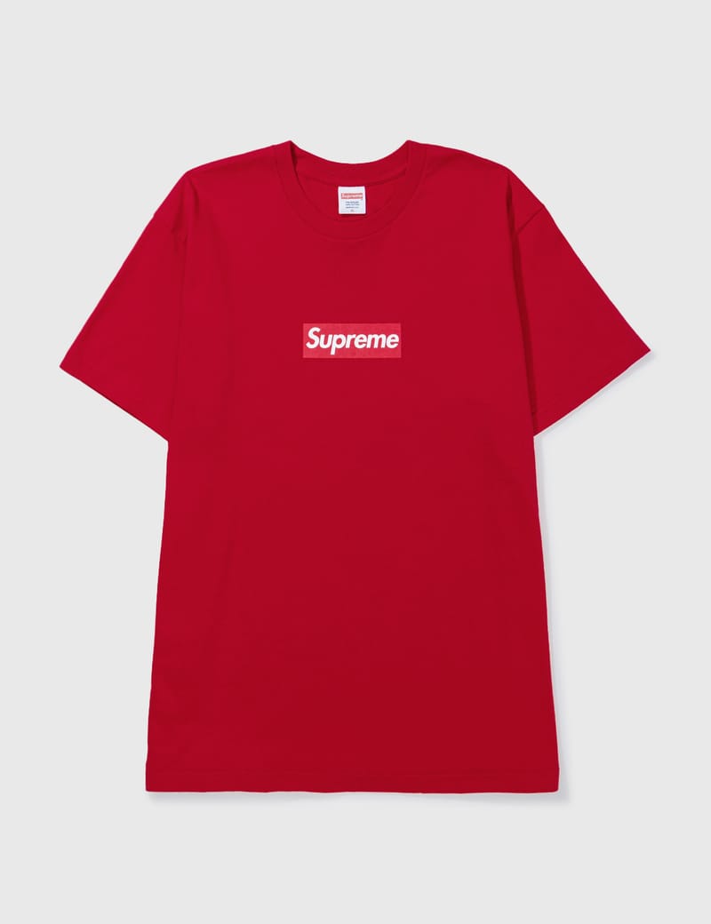 White supreme shirt box 2024 logo