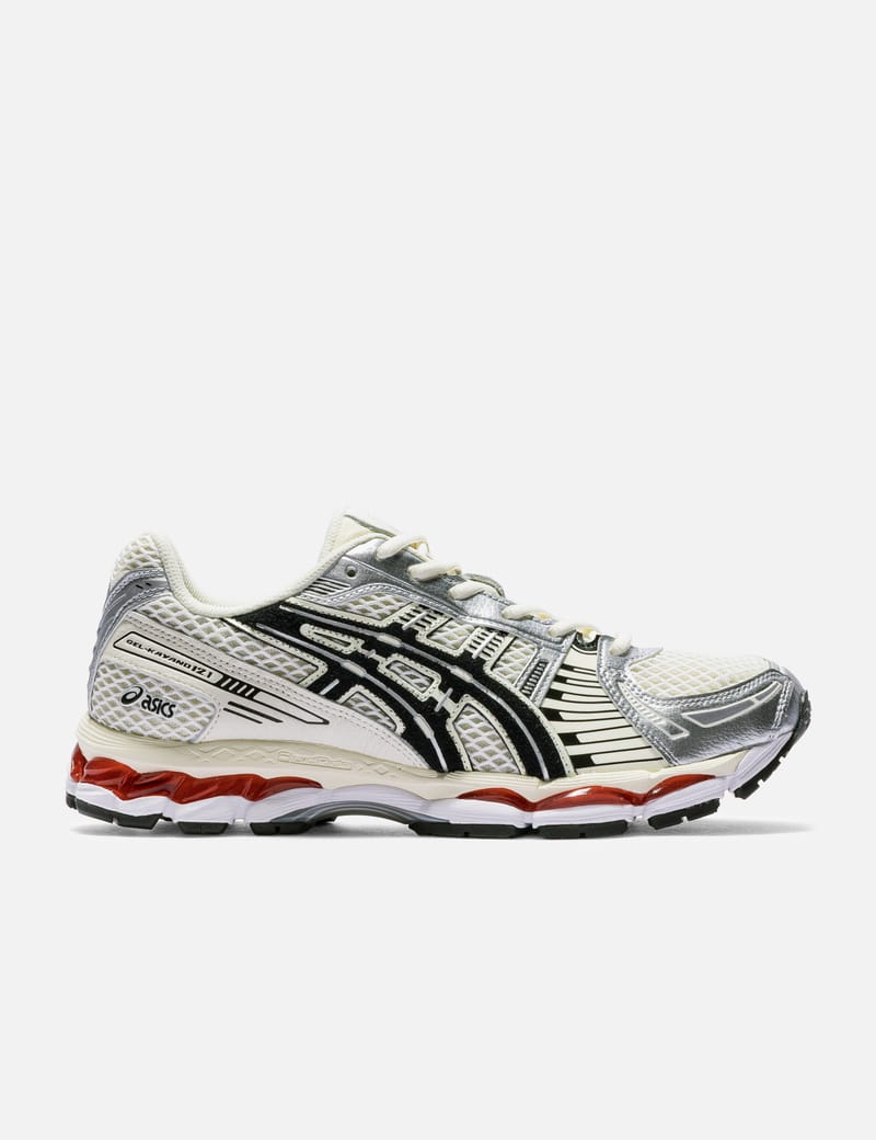 lapstone-hammer-x-asics-gel-