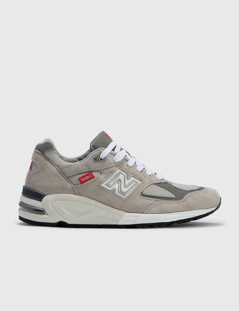 New Balance - NEW BALANCE M990VS2 | HBX - Globally Curated Fashion