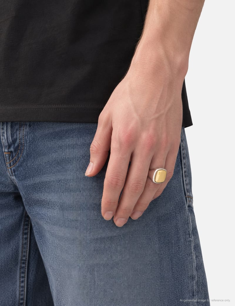 Bunney Oval Signet Ring - Crafted from 925 sterling silver with a