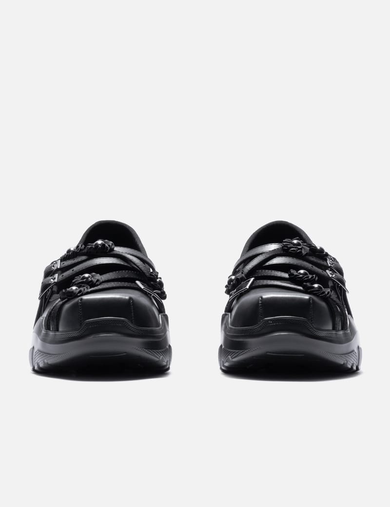 AKIKOAOKI Flora - Edgy platform Mary Janes with stud charms and a