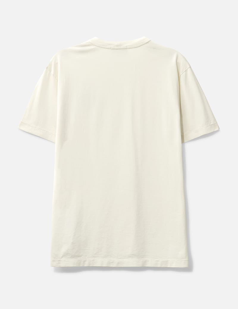 Tシャツ・カットソー STONE  Logo Print Slim Fit Short Sleeve T-Shirt Ivory Stone Island - Emblem Slim Fit T-shirt | HBX - Globally