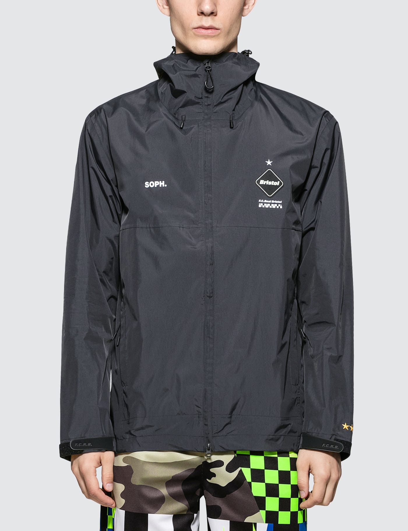 F.C. Real Bristol - Rain Jacket | HBX - HYPEBEAST 為您搜羅全球潮流時尚品牌