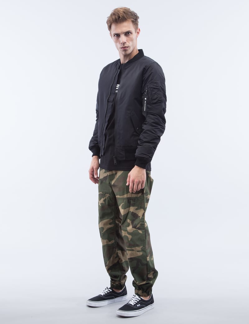 Carhartt ashton outlet bomber jacket black