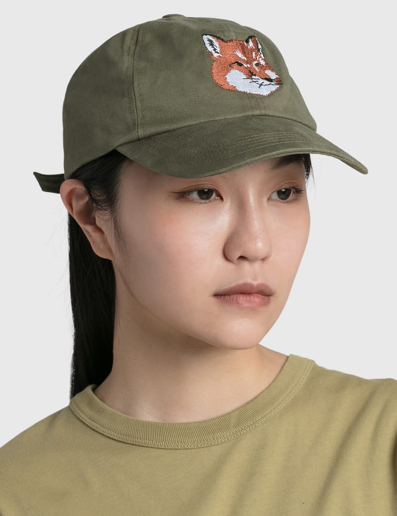 【国内発送】MAISON KITSUNE LARGE FOX HEAD 6P CAP Maison Kitsune Large Fox Head Embroidery 6P Cap