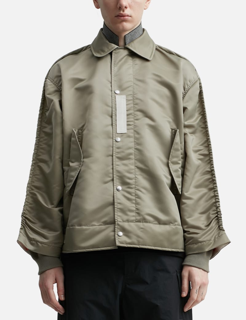 Sacai - NYLON TWILL BLOUSON | HBX - HYPEBEAST 為您搜羅全球潮流時尚品牌