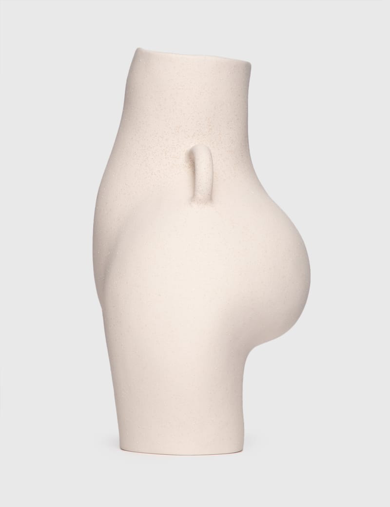 Anissa Kermiche - ラブ ハンドルズ ベース | HBX