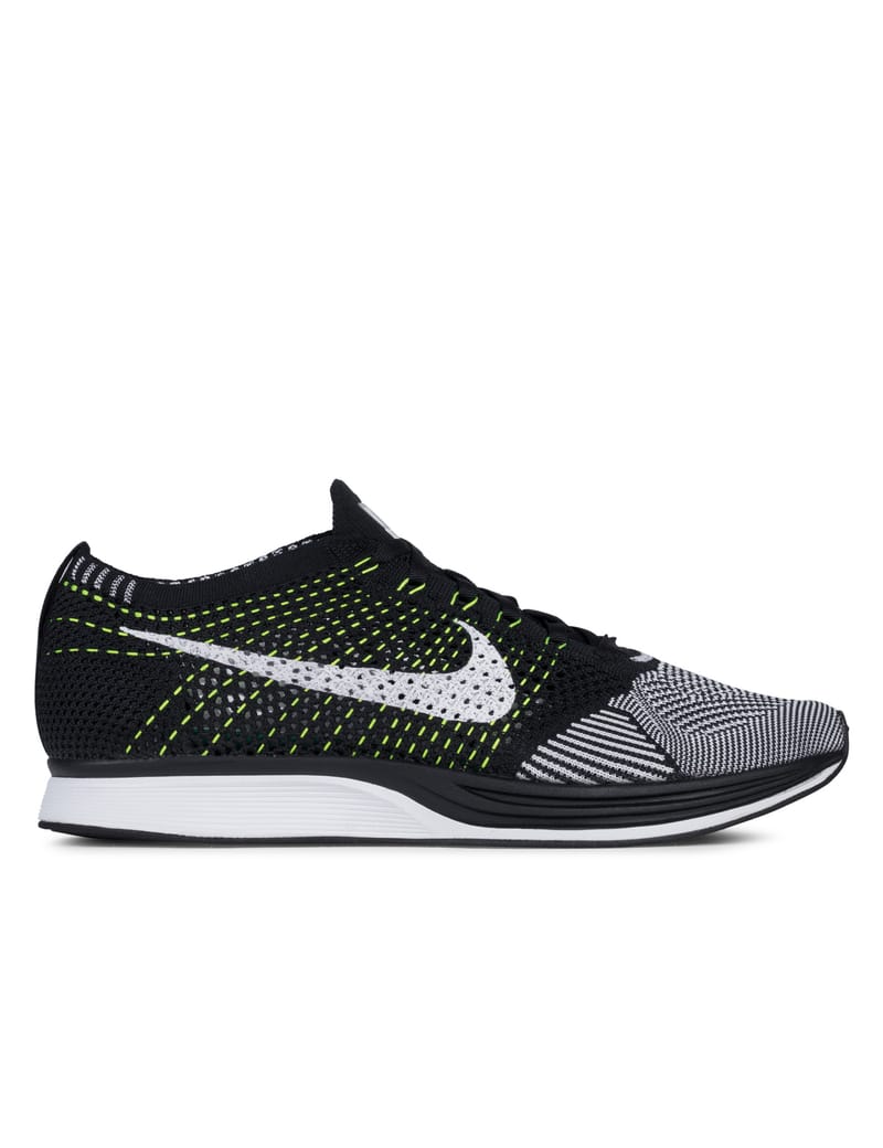 nike flyknit racer