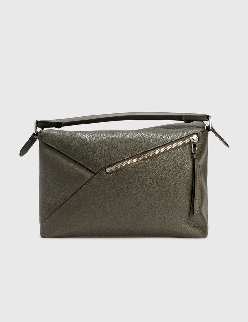 Loewe - PUZZLE EDGE LARGE BAG | HBX - Globally Curated Loewe - PUZZLE EDGE LARGE BAG | HBX - Globally Curated