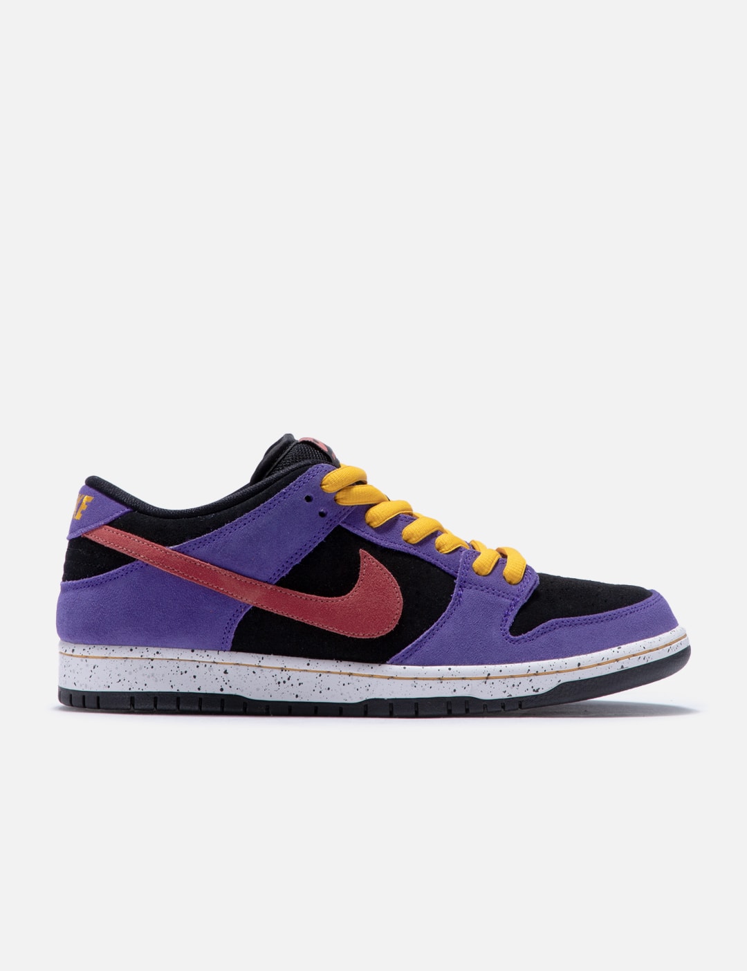 Nike - Nike SB Dunk Low Pro | HBX - Globally Curated Fashion and ...