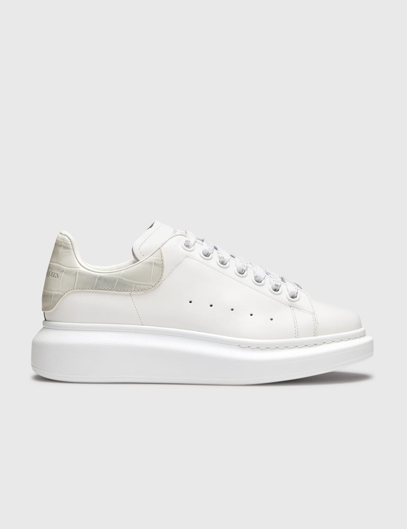 Alexander McQueen - オーバーサイズドスニーカー | HBX Alexander McQueen - オーバーサイズドスニーカー | HBX