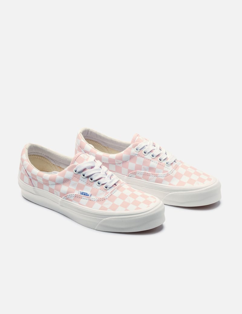 Blush on sale checkered vans