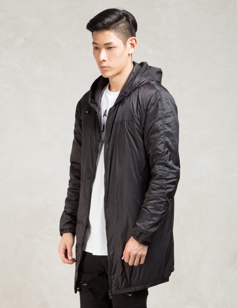 STAMPD ブラック ダウンジャケット STAMPD ブラック ダウンジャケット