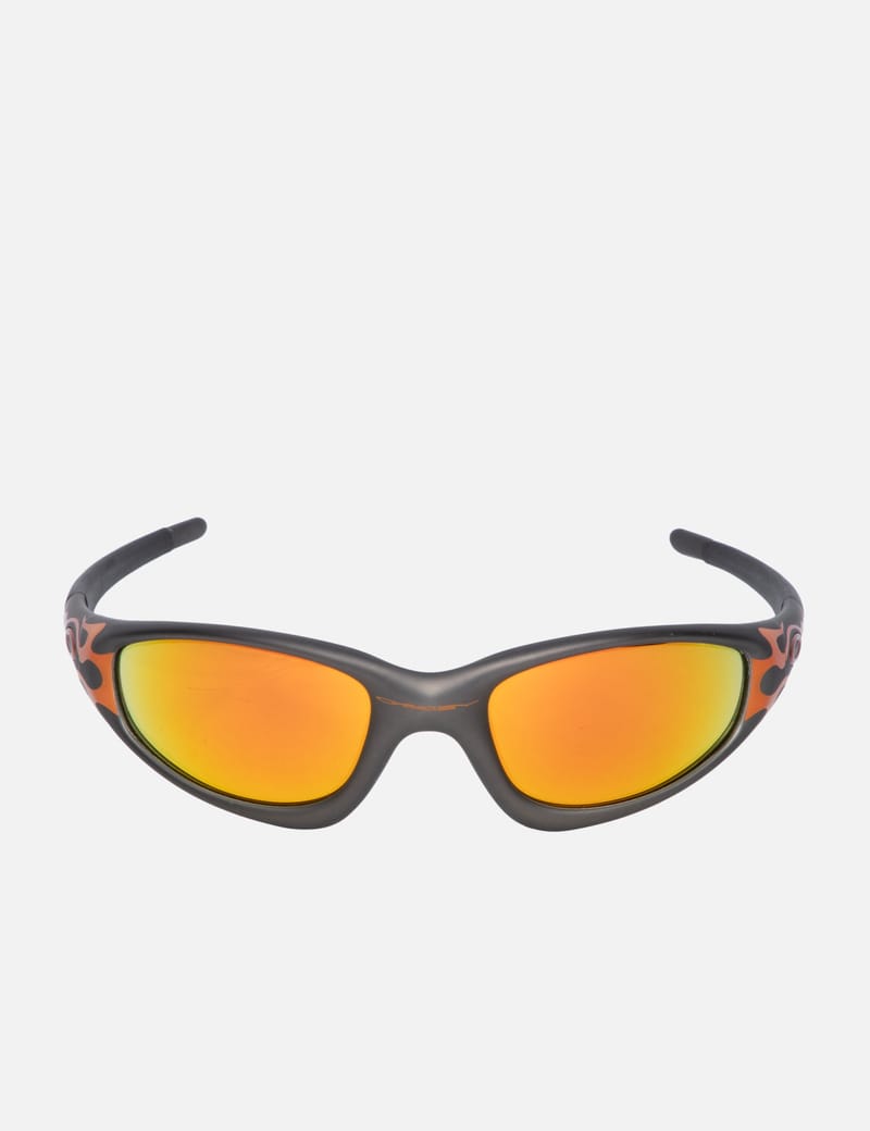 Oakley - Oakley Straight Jacket In Gunmetal Sunglasses (1999) | HBX