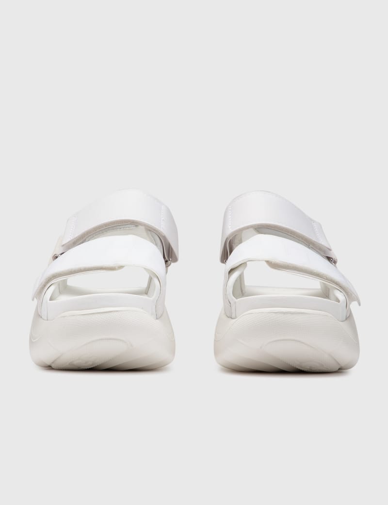 UGG - LA Cloud Strap Sandal | HBX