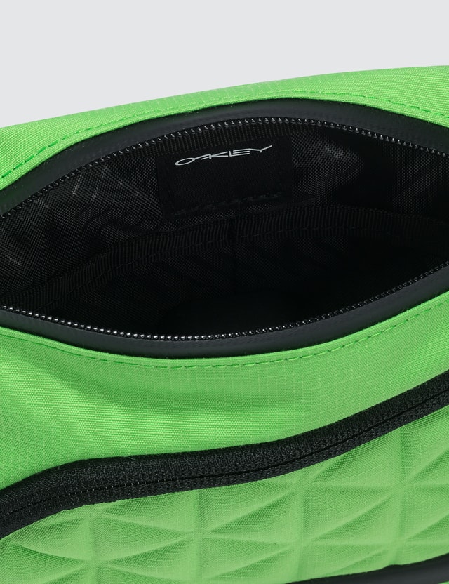 Oakley - Body Bag Flat Case | HBX