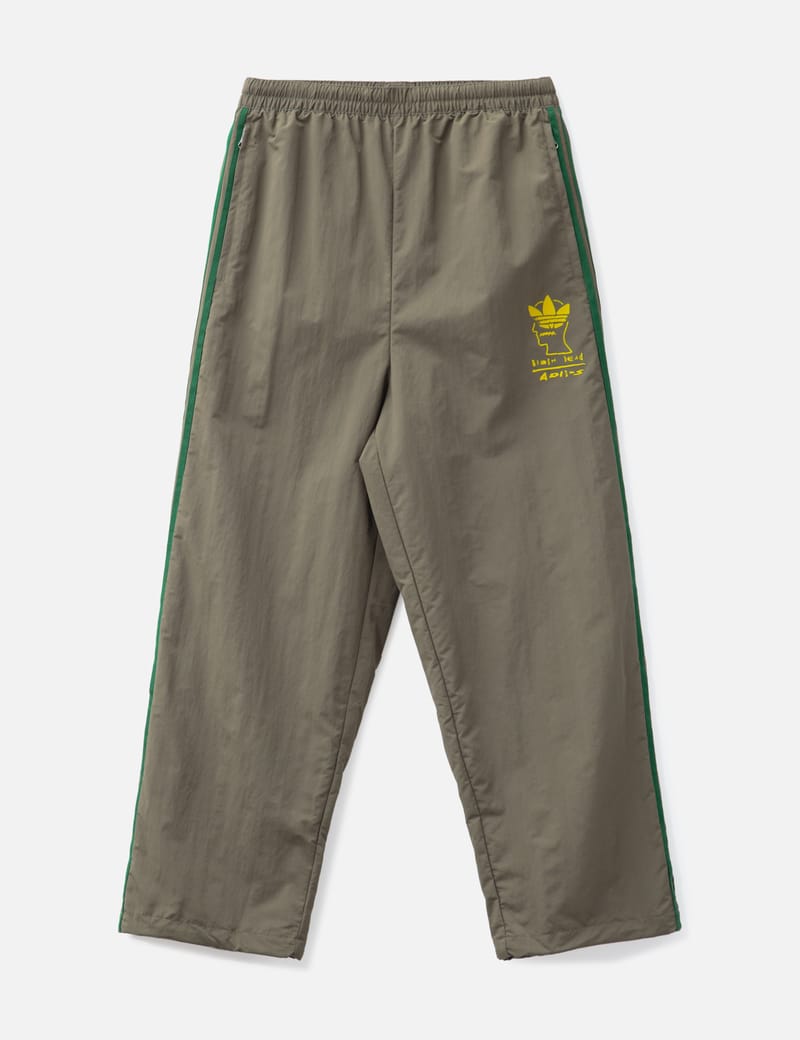 pants-1-1-ffd42.jpg?fit=max&w= pants-1-1-ffd42.jpg?fit=max&w=