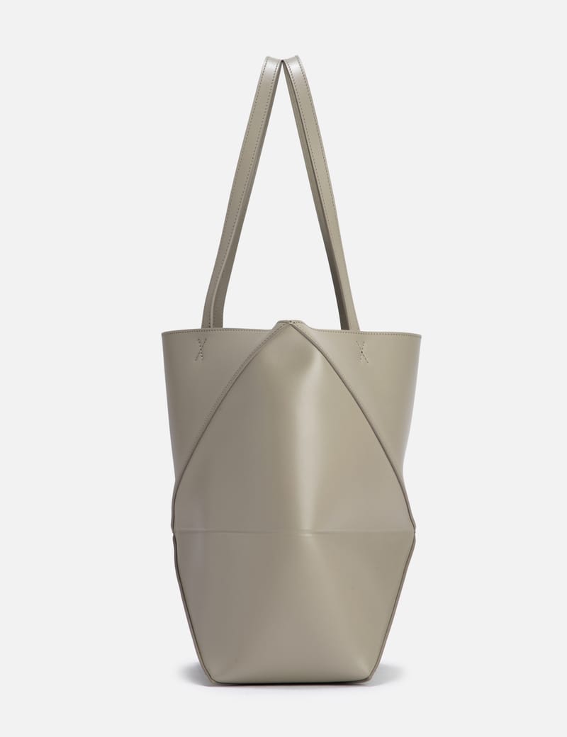 トートバッグ MEDIUM PUZZLE FOLD TOTE SHOPPING BAG Medium Puzzle Fold tote in shiny calfskin Beige - LOEWE
