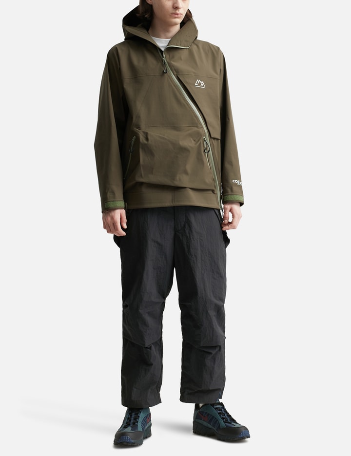 CMF Outdoor Garment - SLASH SHELL COEXIST | HBX - HYPEBEAST 為您搜羅全球潮流時尚品牌