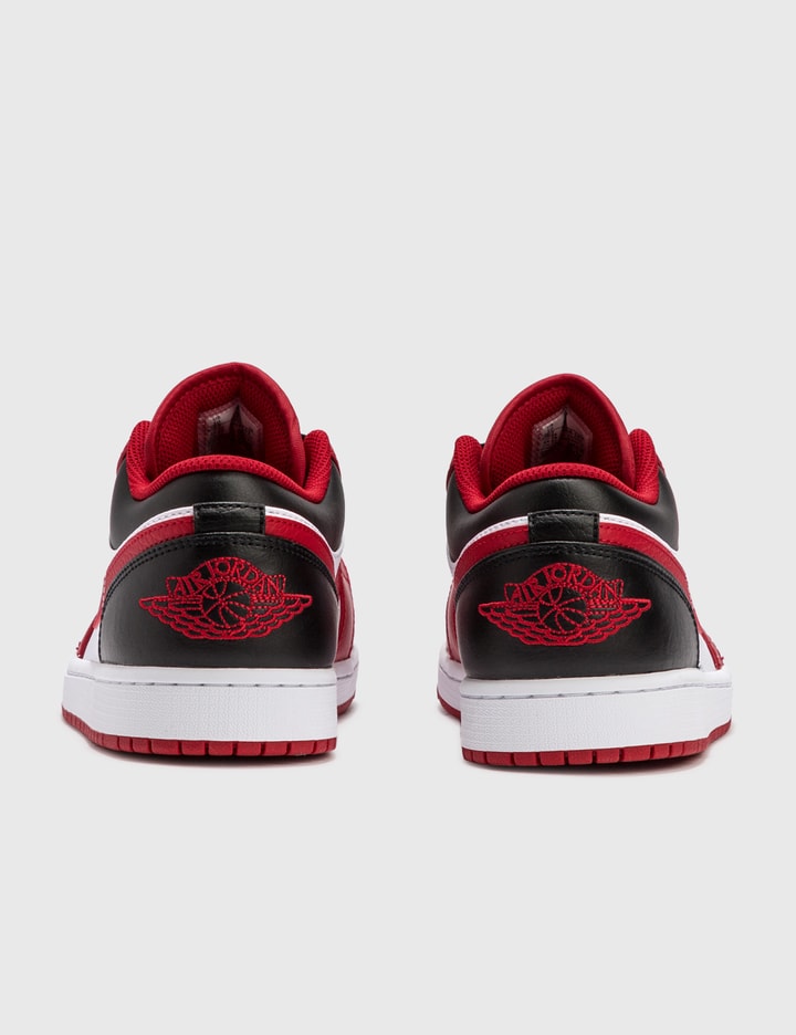 jordan 1 low supreme