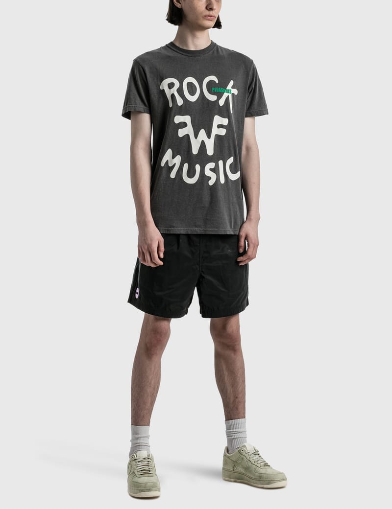ハーフ・ショートパンツ PLEASURES REFRESH NYLON ACTIVE SHORT (21835) Shorts PLEASURES Refresh Nylon Active Short Black | Footshop