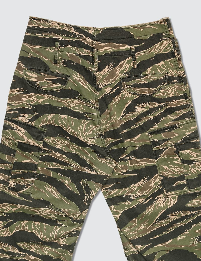 【SATIIIZ】Epun Camo Cargo Bermuda Pants SATIIIZ】Epun Camo Cargo Bermuda Pants