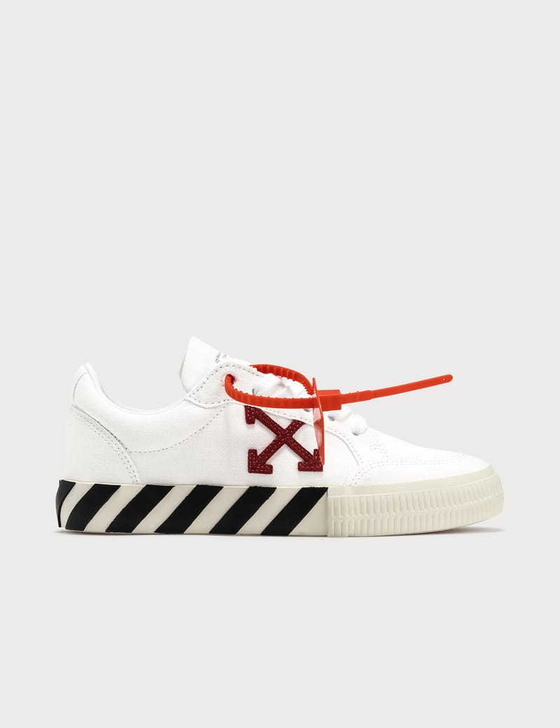 【Off-White】★関税送料込★ DIAG ARROW CANVAS SNEAKERS Off-White™ - Canvas Arrows Low Vulcanized Sneaker | HBX