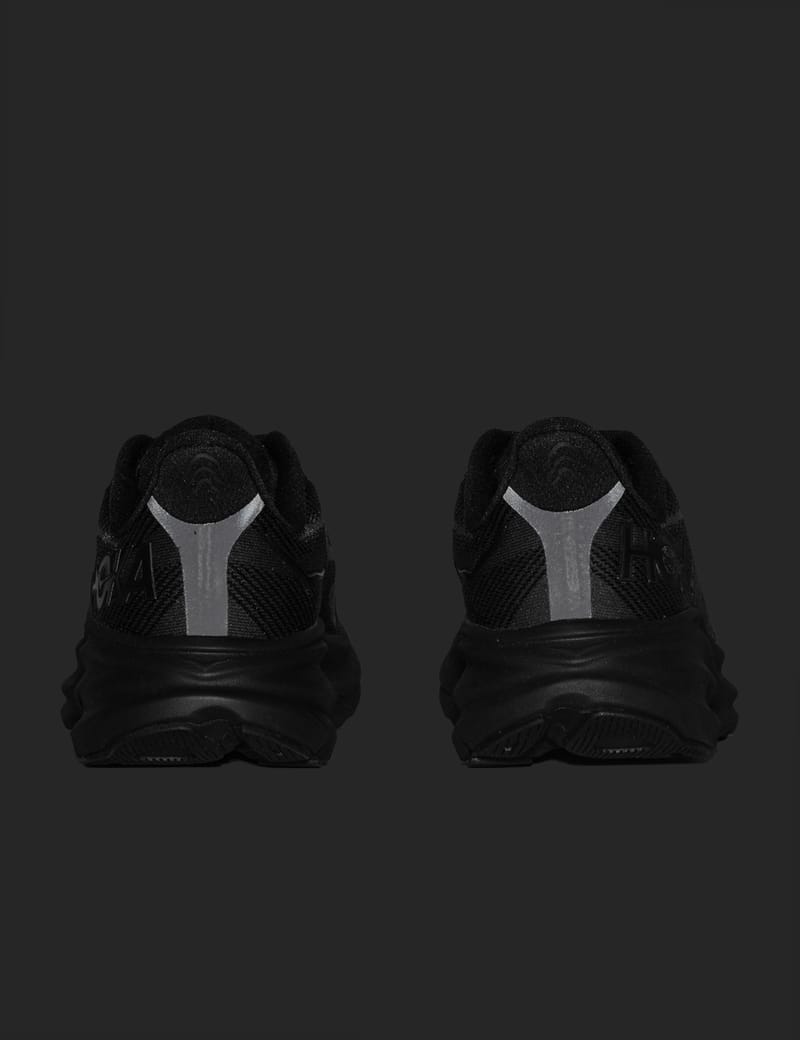 HOKA - クリフトン 9 | HBX