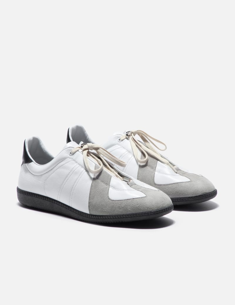 Déviation - Racing Trainers 08 | HBX - Globally Curated