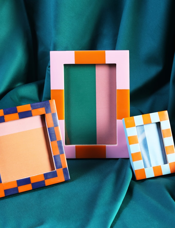 Pink Frame Check &klevering - Pink Check Rectangular Frame | HBX