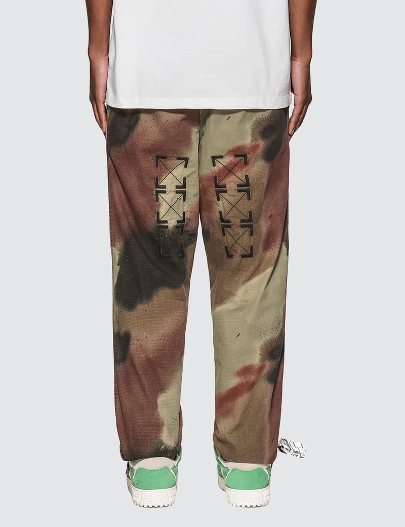 Off white camo joggers on sale