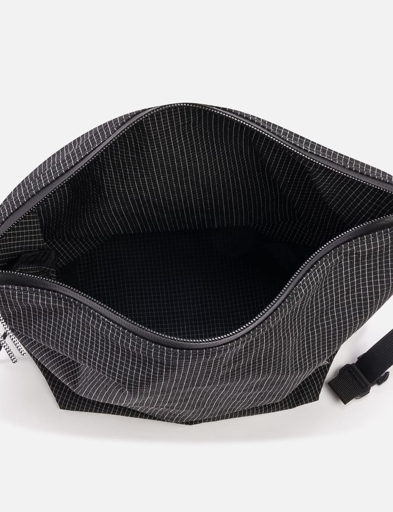 ROA Yuna Reinforced Crossbody Bag - Reinforced ripstop crossbody
