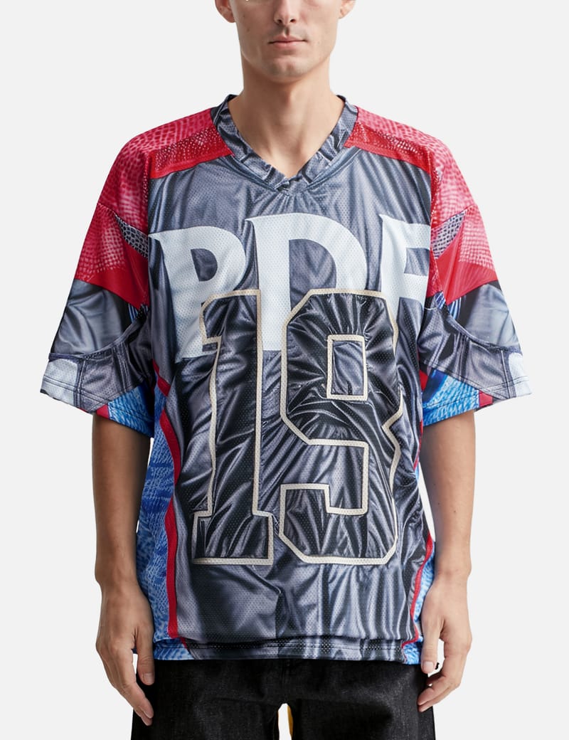 Valentino - Valentino x Undercover V Face Rose T-Shirt | HBX Valentino - Valentino x Undercover V Face Rose T-Shirt | HBX