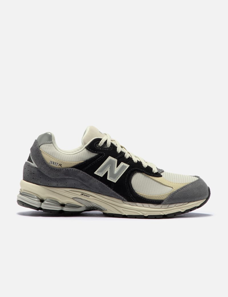 New Balance 2002R Sandstone Men's - M2002RSC - US