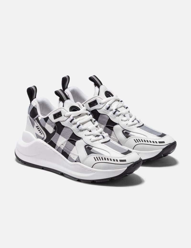 Burberry check outlet leather sneakers