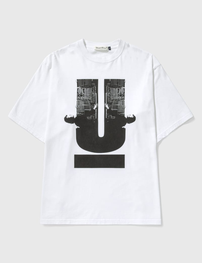 Undercover - U ロゴ Tシャツ | HBX - ハイプビースト(Hypebeast)が ...