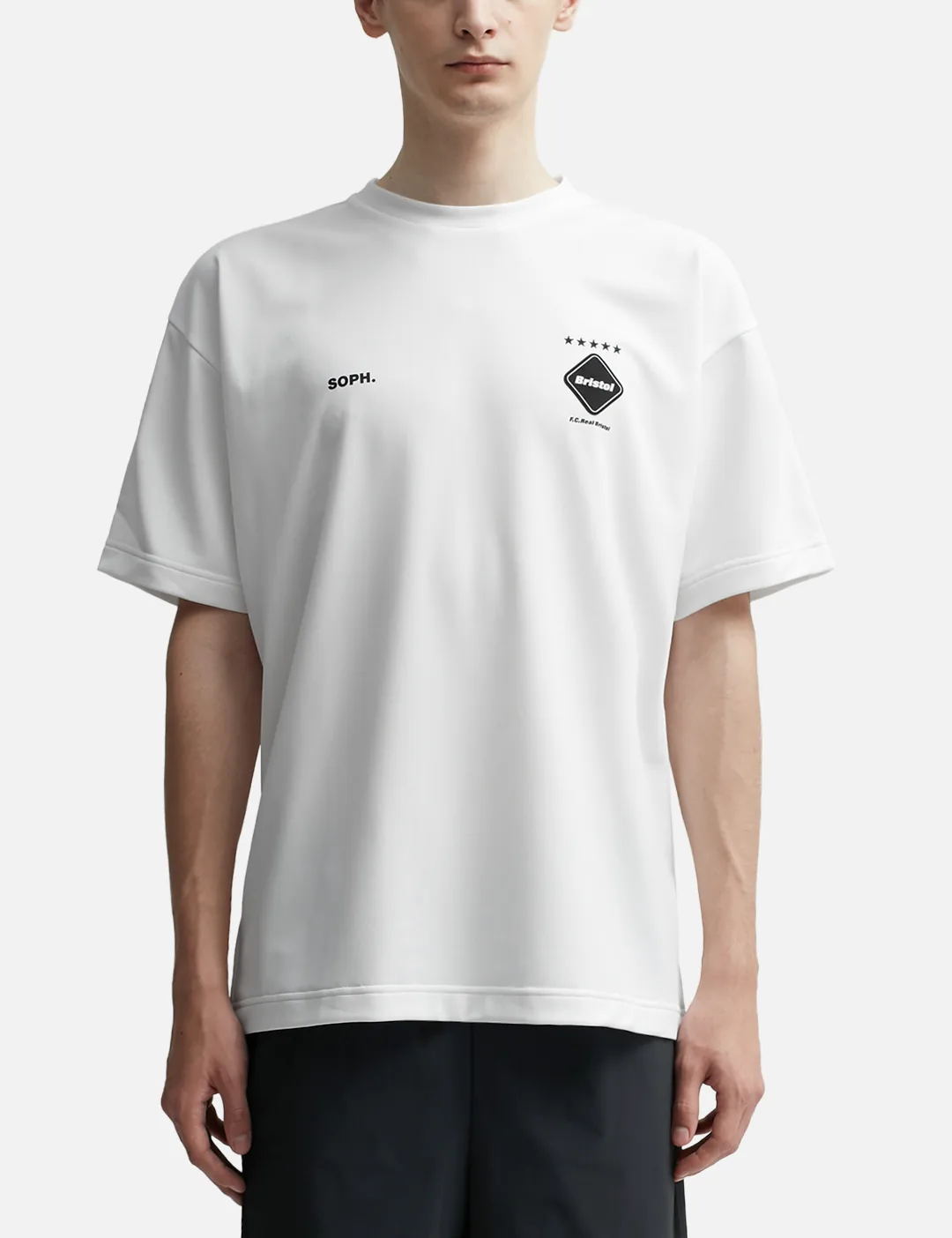 F.C. Real Bristol - Big Logo Wide T-shirt | HBX - HYPEBEAST 為您